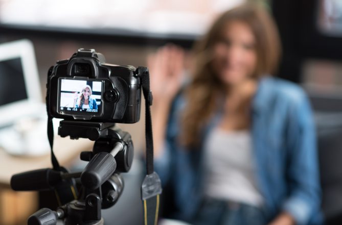 how to make videos - girl on camera