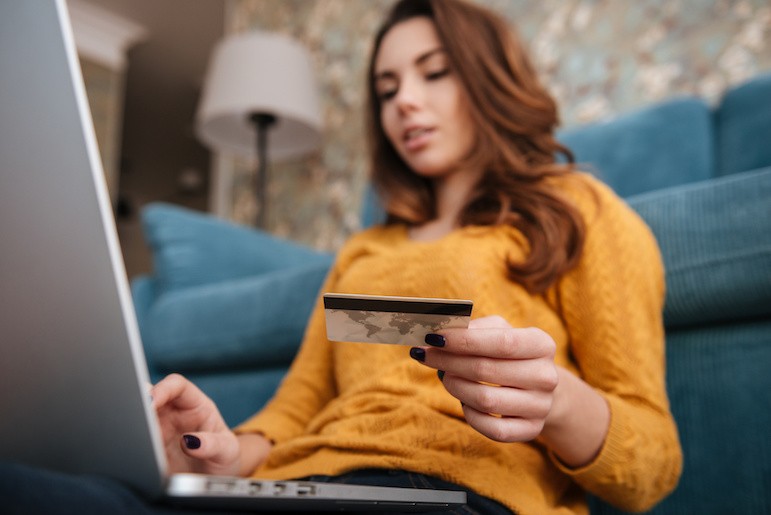 Selling online courses - conversion mechanisms